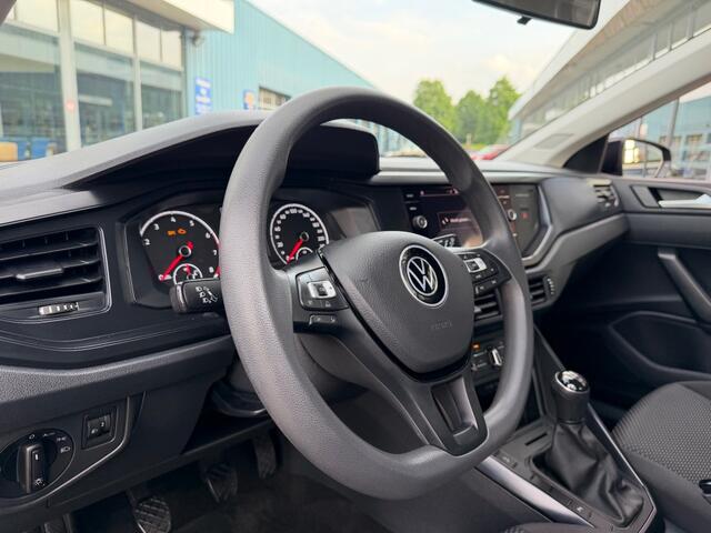 Volkswagen POLO 1.0 MPI NAVI AIRCO PDC CRUISE CONTROL