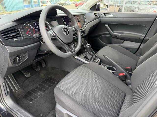 Volkswagen POLO 1.0 MPI NAVI AIRCO PDC CRUISE CONTROL
