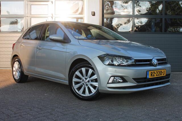 Volkswagen POLO 1.0 TSI HIGHLINE Camera / parkeer sensoren v en a / cruise control **Nl-Auto**