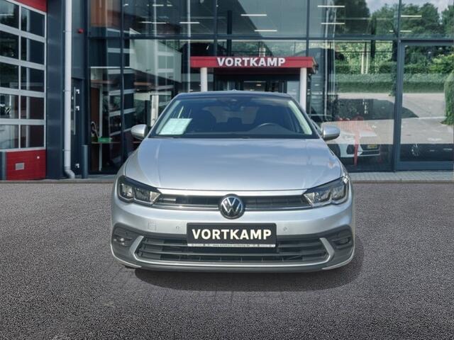 Volkswagen POLO 1.0 TSI DSGLIFE TREKHAAK/PANO-DAK/DIG-DASH/PDC/STOELVERW/NAVI/CARPLAY