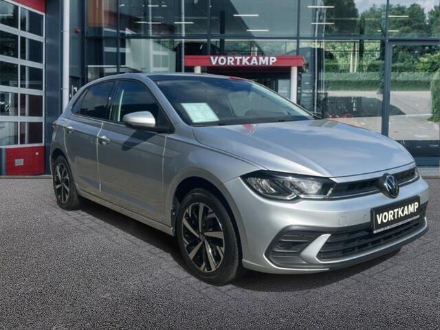 Volkswagen POLO 1.0 TSI DSGLIFE TREKHAAK/PANO-DAK/DIG-DASH/PDC/STOELVERW/NAVI/CARPLAY
