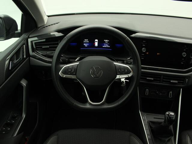 Volkswagen POLO 1.0 TSi Life | Airco | Parkeersensoren | Adaptive Cruise | CarPlay | Navigatie | 15 Inch | 91.095 Km !!
