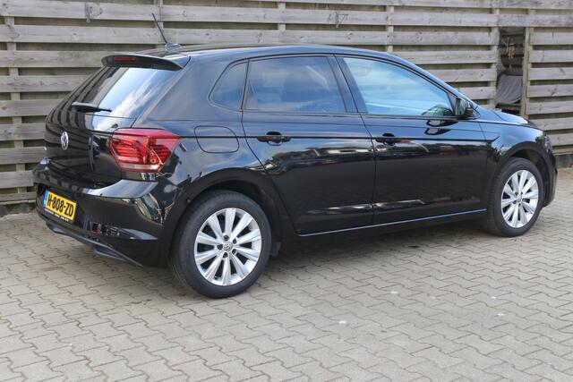 Volkswagen POLO 1.0 TSI Comfortline / Navi / Carplay / Parkeersensoren / Climate Control