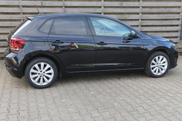 Volkswagen POLO 1.0 TSI Comfortline / Navi / Carplay / Parkeersensoren / Climate Control