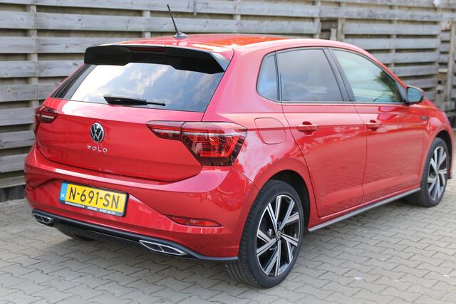 Volkswagen POLO 1.0 TSI R-Line / Navi / Panoramadak / Climate / Apple carplay /