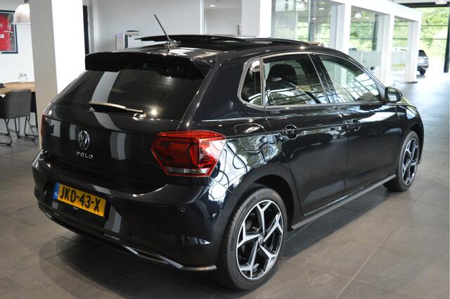 Volkswagen POLO 1.0 TSI R-LINE clima carplay pano camera led 17 inch !!