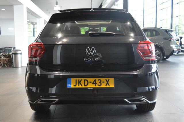 Volkswagen POLO 1.0 TSI R-LINE clima carplay pano camera led 17 inch !!