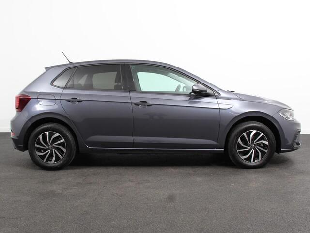 Volkswagen POLO 1.0 TSI 70kW DSG Life Edition Navigatie Apple Carplay/Android Auto Camera Airco Lichtmetalen Velgen Extra Getint Glas