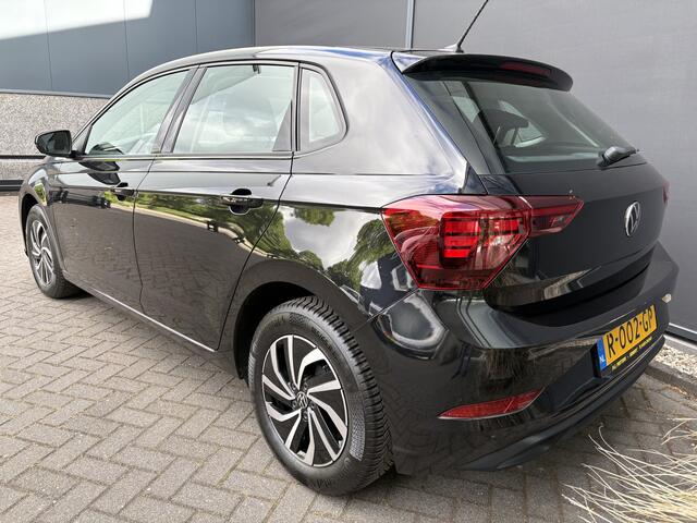 Volkswagen POLO 1.0 TSI Life Airco - Apple carplay - Navigatie - Cruise control - Bluetooth - Led verlichting - Licht metalen velgen 15 inch - Radio - Stuur multifunctioneel - Elektrische ramen - Start/stop systeem - Stuur leder