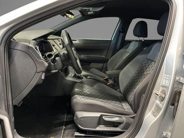 Volkswagen POLO 1.0 TSI 95pk DSG R-Line · Camera · Matrix LED · ACC · Stoelverwarming · Apple/Android Car Play · Sfeerverlichting · Verkeersbord Detectie ·