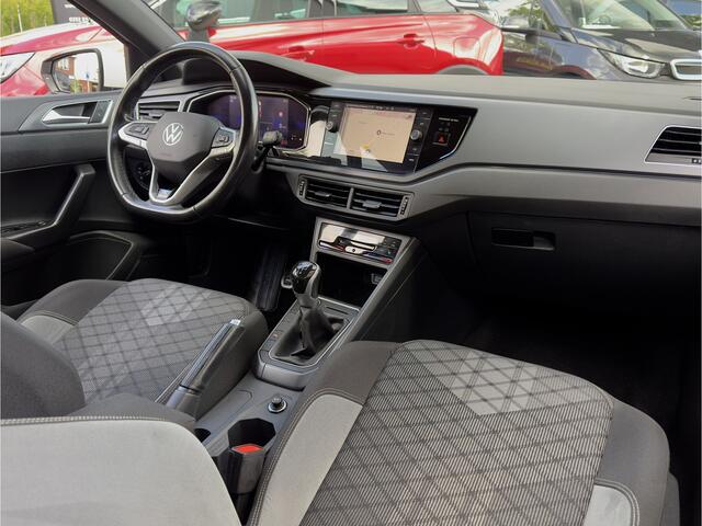 Volkswagen POLO 1.0 TSI R-LINE NAVI CAMERA DIGI-DASH APPLE-CARPLAY LED LMV PDC