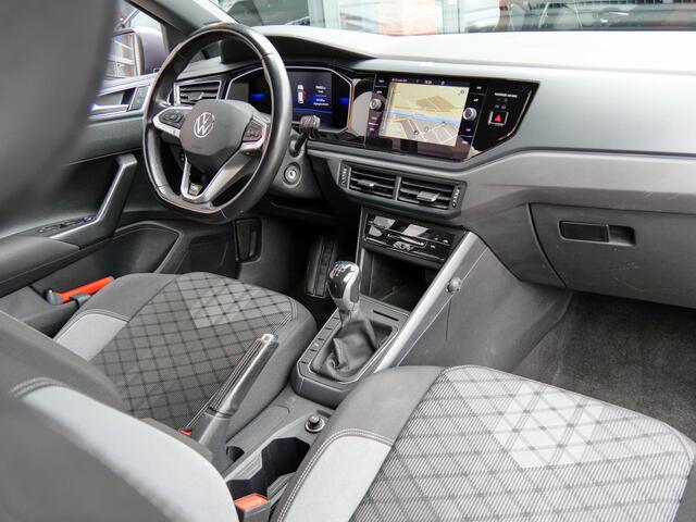 Volkswagen POLO 1.0 TSI R-Line | APPLE CARPLAY | CRUISE CONTROL |