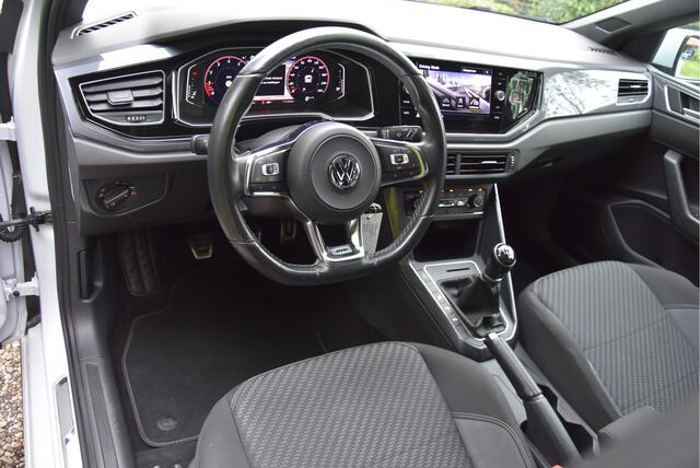 Volkswagen POLO 1.0 TSI 2X R-Line Highline VOL!! Business-R NAP 1e eigenaar