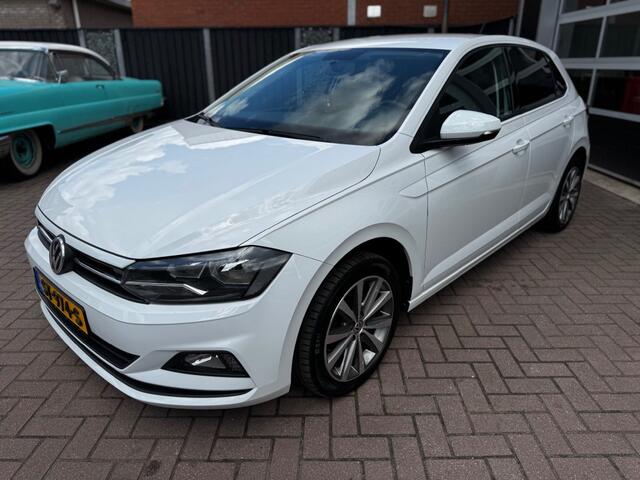 Volkswagen POLO 1.0 MPI COMF.L. BUS. / CARPLAY / AIRCO / CRUISECONTROL / LM / RIJKLAAR!