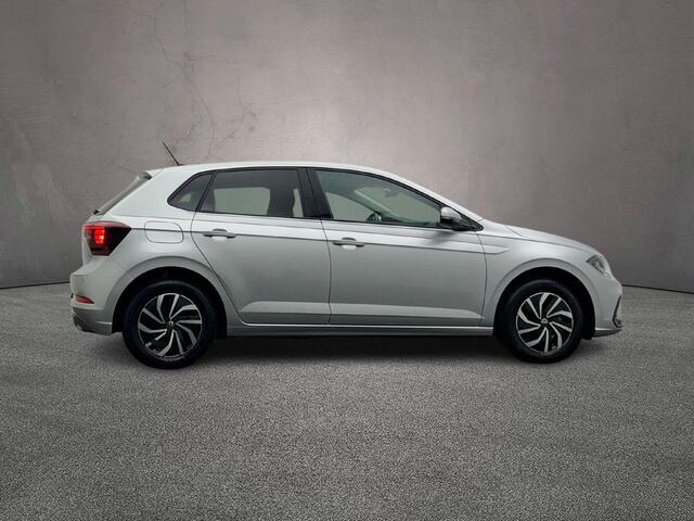 Volkswagen POLO Life Edition 1.0 TSI 95pk Adaptive cruise control, Stoelverwarming, LED koplampen, App connect, Achteruitrijcamera, Parkeersensoren