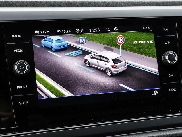 Volkswagen POLO 1.0 TSI 110pk DSG R-Line · Matrix LED · Adaptive Cruise Control · Apple/Android Car Play · Sportstoelen · 17"Velgen · Active Info Display ·