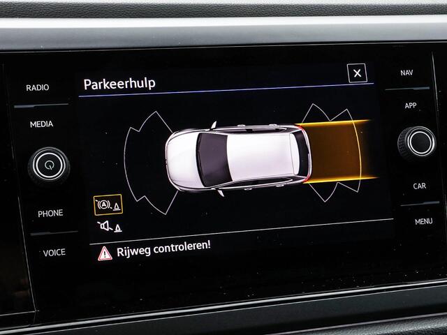 Volkswagen POLO 1.0 TSI 110pk DSG R-Line · Matrix LED · Adaptive Cruise Control · Apple/Android Car Play · Sportstoelen · 17"Velgen · Active Info Display ·