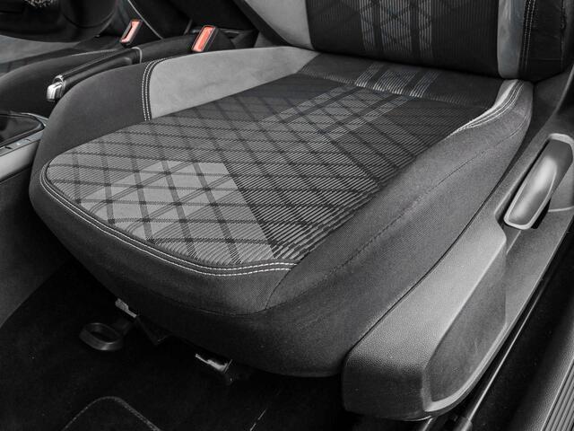 Volkswagen POLO 1.0 TSI 110pk DSG R-Line · Matrix LED · Adaptive Cruise Control · Apple/Android Car Play · Sportstoelen · 17"Velgen · Active Info Display ·