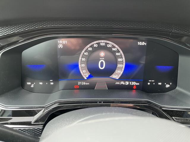 Volkswagen POLO 1.0 TSI Life Edition / 2.000 KM/ GARANTIE TM 06-2029/ TREKHAAK/ APP-CONNECT/ ADAPTIVE CRUISE/ PARKEER SENSOREN + CAMERA/ DIGITAL DASH/ DAB/ CLIMA/ 15'' LMV