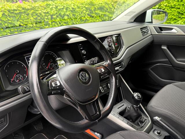 Volkswagen POLO 1.0 MPI Comfortline/AIRCO/NAVI/ACARPLAY/DAB/CRUISE