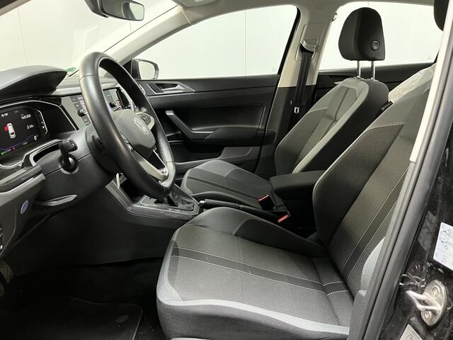 Volkswagen POLO 1.0 TSI Style / AUTOMAAT/ ACC/ APP-CONNECT/ DODEHOEK/ STOELVERWARMING/ PARKEER SENSOREN V+A/ DIGITAL DASH/ NAVI/ DAB/ AIRCO/ LED/ 16'' LMV