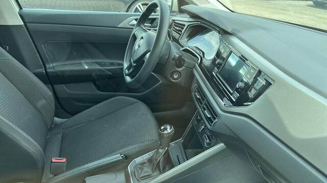 Volkswagen POLO 1.0 TSI COMF.L. BUS.