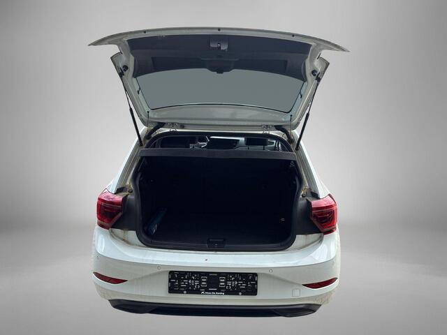 Volkswagen POLO 1.0 TSI 95pk DSG Style · Camera · Apple/Android Car Play · IQ Light · Navigatie · P-Sensoren · Stoelverwarming · 17'' Inch ·