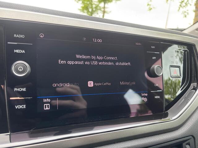 Volkswagen POLO 1.0 TSI Highline Business | Apple Carplay | Stoelverwarming | Parkeersensoren | Cruise