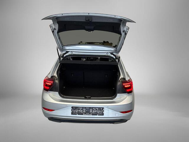 Volkswagen POLO 1.0 TSI 95pk DSG Style · Camera · Stoelverwarming · Apple/Android Car Play · Dodehoeksensoren · IQ Light · Navigatie · P-Sensoren · Getint Glas · 16'' Inch ·