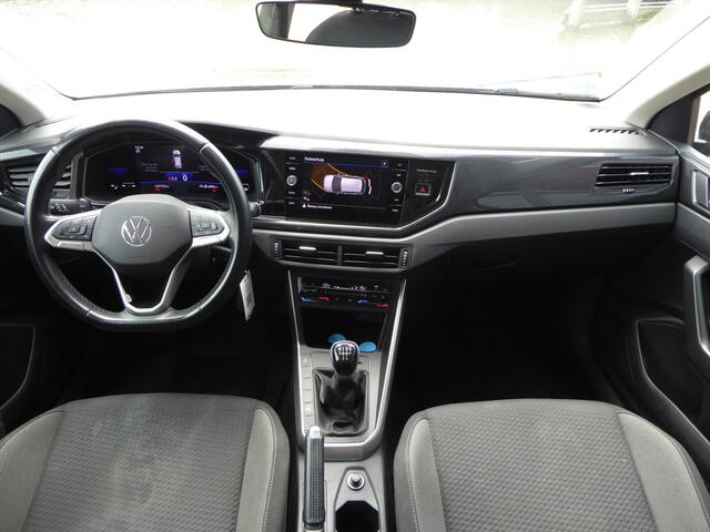 Volkswagen POLO 1.0 TSI Life Business nov-2022 NAVI, CARPLAY, DIGITAL DASH, CLIMA, ACC, PDC V+A, NL AUTO!!