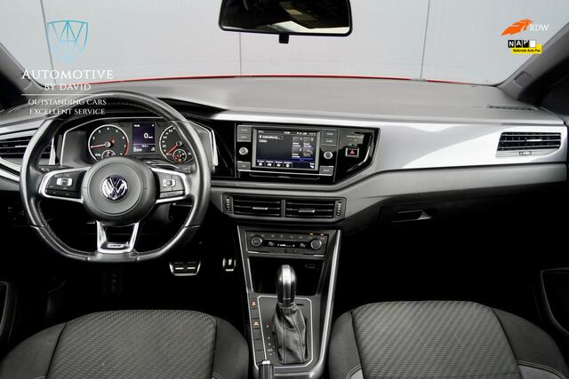 Volkswagen POLO 1.0 TSI 116 pk R-LINE HIGHLINE AUTOMAAT / NIEUWE DISTRIBUTIE / 2 x R-LINE / TREKHAAK / PANORAMADAK / 18 INCH LMV / NL-AUTO / NAP / ISOFIX / ADAPTIEVE CRUISE CONTROL