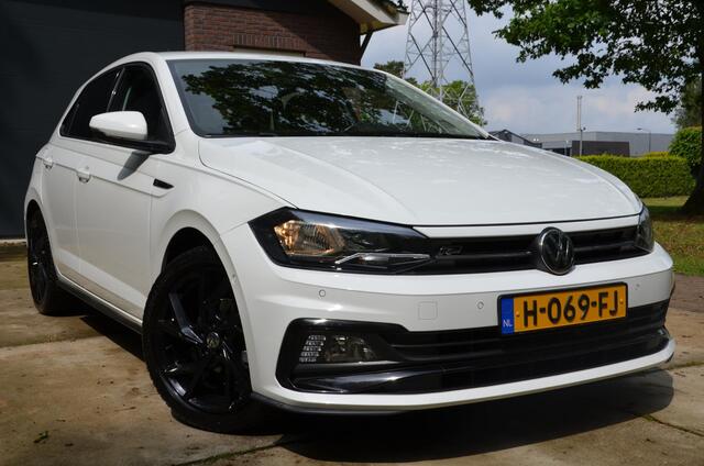 Volkswagen POLO 1.0 TSI Highline Business R Line Navi/Ecc/Pdc/Cruise control adaptief/R-Line Exterieur/Volledig digitaal instrumentenpaneel/Privacy-Glass/18-Inch Lmv