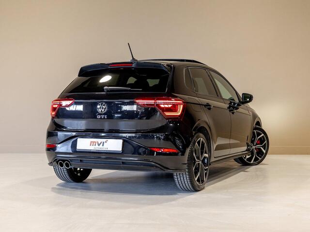 Volkswagen POLO 2.0 TSI GTI NL en BTW auto / Panorama dak / Keyless / Stoelverwarming / Achteruitrij camera /