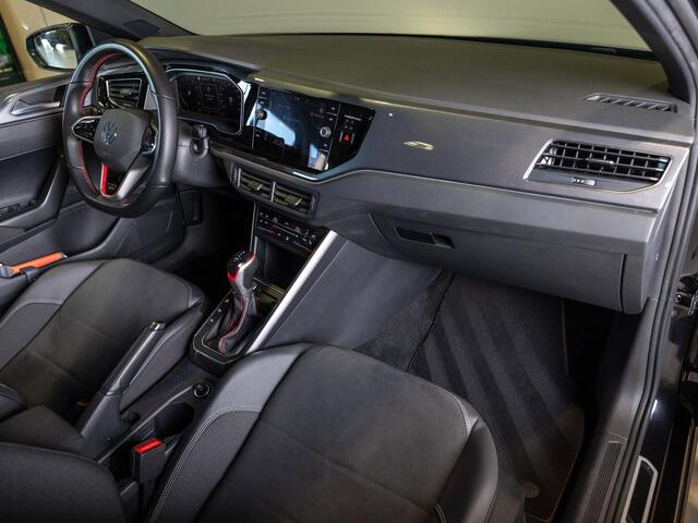 Volkswagen POLO 2.0 TSI GTI NL en BTW auto / Panorama dak / Keyless / Stoelverwarming / Achteruitrij camera /