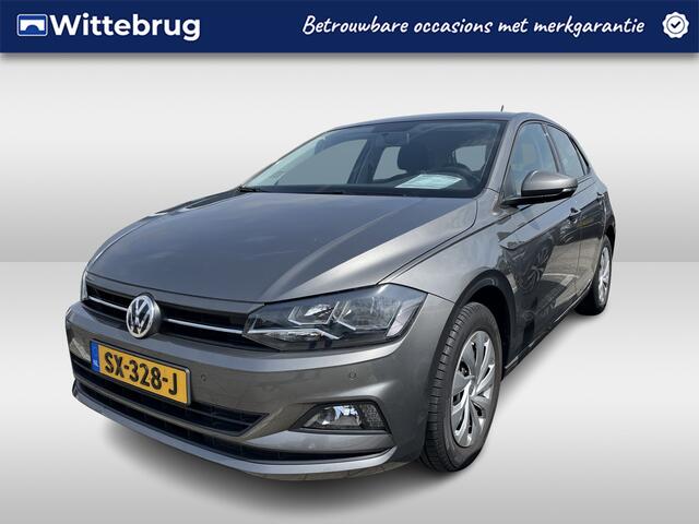 Volkswagen POLO 1.0 TSI Comfortline Executive Navigatie / Parkeersensoren / Trekhaak / Cruise control / Airco / App-connect