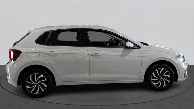 Volkswagen POLO 1.0 TSI Life Edition | App Connect | Parkeersensoren V+A | Camera |