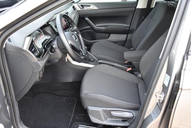 Volkswagen POLO 1.0 TSI DSG ECC IQ drive PDC stoelverw. Carplay Garantie 1e eigenaar