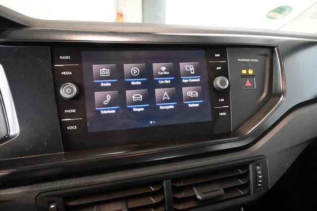 Volkswagen POLO 1.0 MPI Trendline Airco Cruise control Navigatie Apple CarPlay Goed Onderhouden! Inruil Mogelijk!