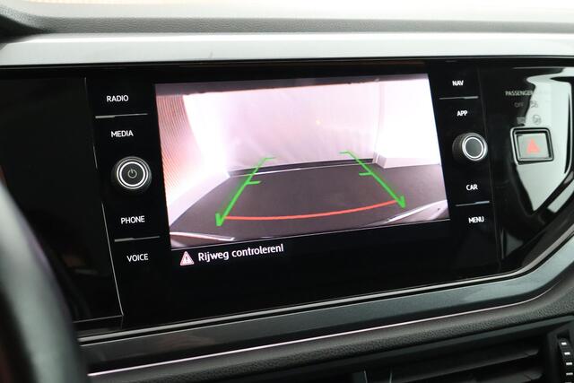 Volkswagen POLO 1.0 TSI 116pk H6 Highline Camera Adaptive Cruise Climate Control Navigatie