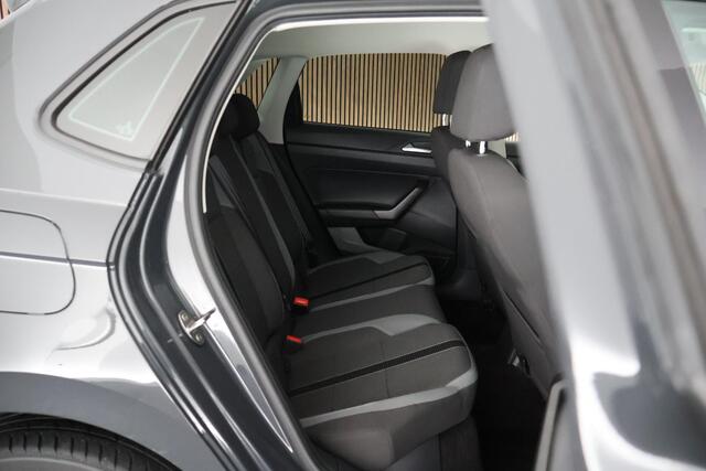 Volkswagen POLO 1.0 TSI 116pk H6 Highline Camera Adaptive Cruise Climate Control Navigatie