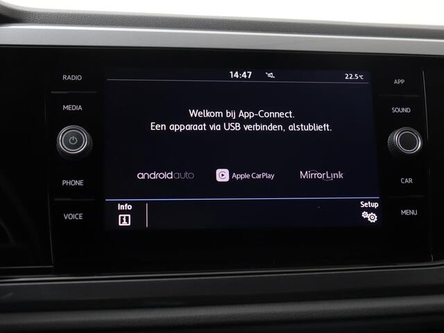 Volkswagen POLO 1.0 TSI Comfortline | 95 PK | Parkeersensoren | Apple CarPlay/ Android auto | Bluetooth | Airco |