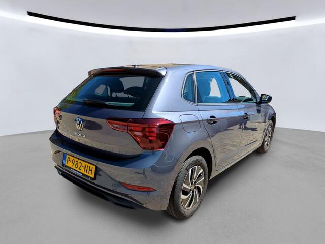 Volkswagen POLO 1.0 TSI Life Multimedia Navigatie / App-connect / Parkeersensoren / LM velgen / Airco / LED verlichting