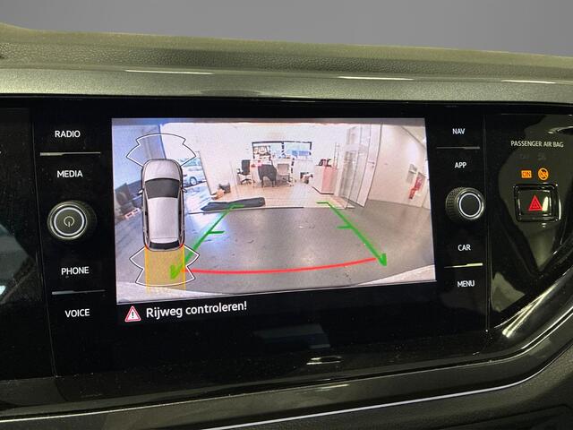 Volkswagen POLO 1.0 TSI 95pk DSG Style · Camera · Stoelverwarming · Apple/Android Car Play · Dodehoeksensoren · IQ Light · Navigatie · P-Sensoren · 16'' Inch ·