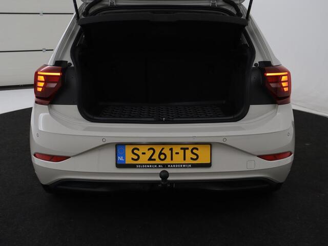 Volkswagen POLO 1.0 TSI Life Business | Stoelverwarming | Adaptive cruise | Carplay | Trekhaak | Navigatie | Full LED | 16'' | Climate control | DAB | Bluetooth