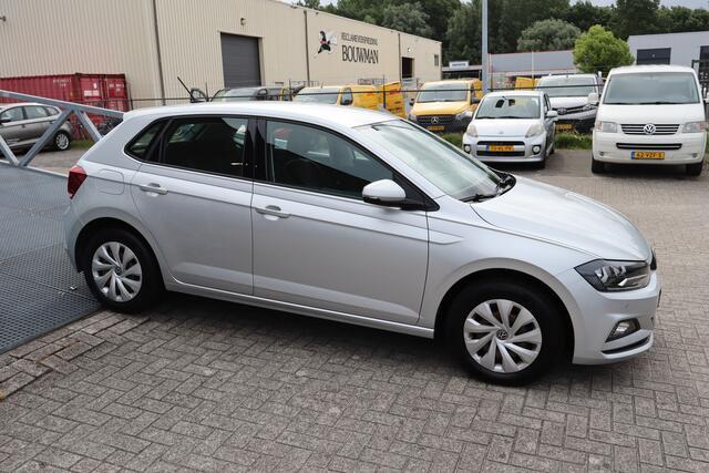Volkswagen POLO 1.0 TSI Comfortline Nederlandse auto! Adaptieve cruise control/Airco/Parkeersensoren rondom/Navigatie/DAB