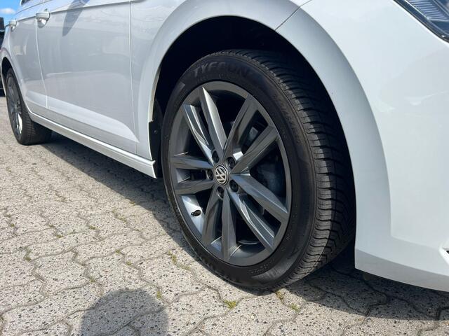 Volkswagen POLO 1.0 TSI Highline xenon, pdc, cruise, navi, stoelverw