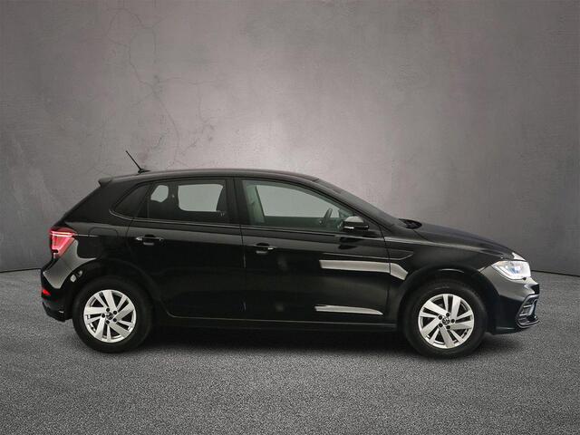 Volkswagen POLO Style 1.0 TSI 95pk Adaptive cruise control, Achteruitrijcamera, LED matrix koplampen, Parkeersensoren, Stoelverwarming, Airco, DAB, Radio