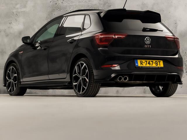 Volkswagen POLO 2.0 TSI GTI 207Pk Automaat (PANORAMADAK, APPLE CARPLAY, GROOT NAVI, IQ LIGHT, LEDER/ALCANTARA, GRILLE VERLICHT, STOELVERWARMING, GETINT GLAS, NIEUWE APK, NIEUWSTAAT)