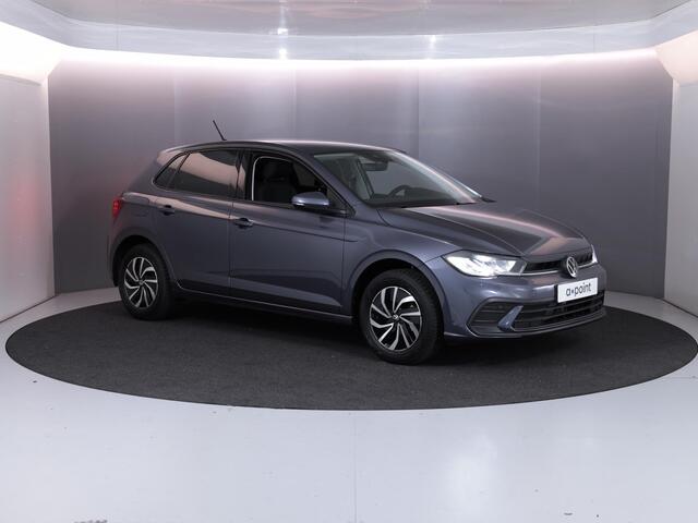 Volkswagen POLO GP Life Edition 1.0 95 pk 5 versn. Hand | 15" LM | Stoelverwarming | Camera |