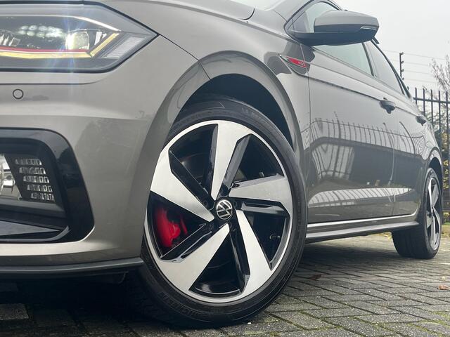 Volkswagen POLO 2.0 TSI GTI 207pk / Panorama dak / Full Led / 17 Inch / Virtual Cockpit / Camera / Climate control / Adaptive Cruise / 17''LMV